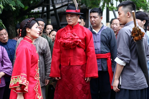 刘涛霸气侧漏张嘉译点赞