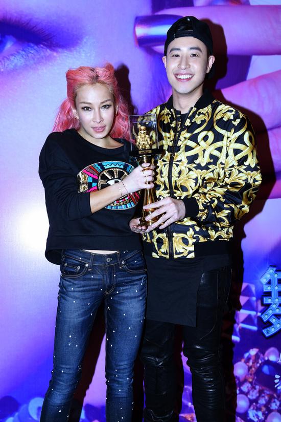 温岚世界巡回演唱会北京站完美落幕