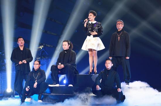 阿鲁阿卓山风组合以流行之姿捍彝乐之美