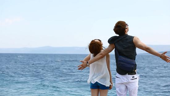 辰亦儒半裸秀身材何世礼为爱勇敢下海