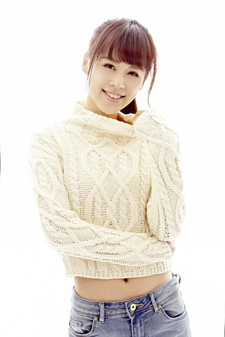 邹杨为新戏身缠纱布网友大呼好拼