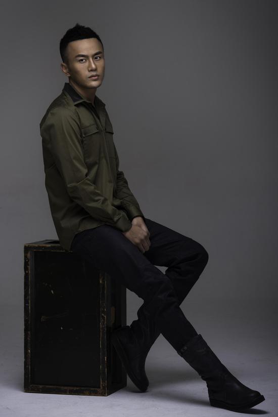 田牧宸新型男写真硬汉造型酷劲十足