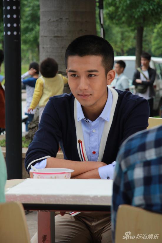 孙绍龙饰演富春