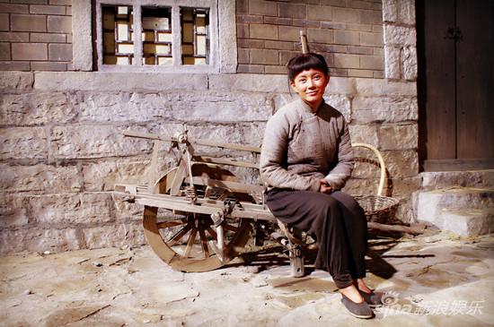 老农民刘敏学养猪馋嘴照招网友恶搞