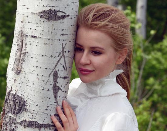 《老农民》收官 洋媳妇梦丽获公公认可|老农民|洋媳