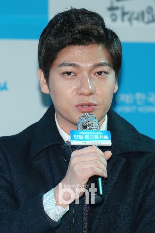 因出演韩国综艺节目《非首脑会谈》走红的中国籍嘉宾张玉安与sm娱乐旗