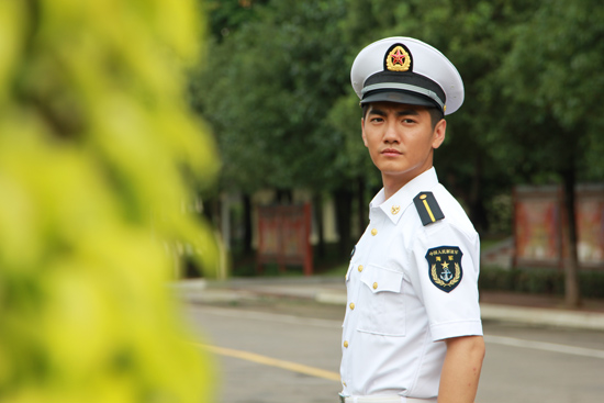 天生要完美洪连城每人身边都有丁一