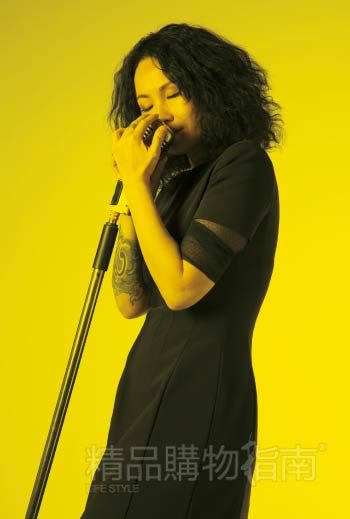 罗琦且听我唱出树生长的声音