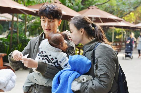 六毛来让倪妮姐亲一下新浪娱乐讯 随着湖南卫视原创真人秀节目《奇妙