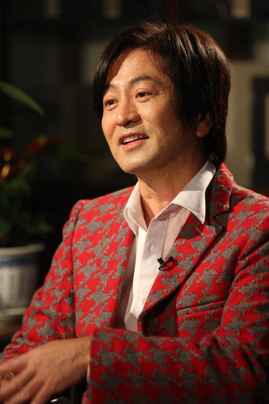 张洪量做客可凡倾听十五年后找回初心