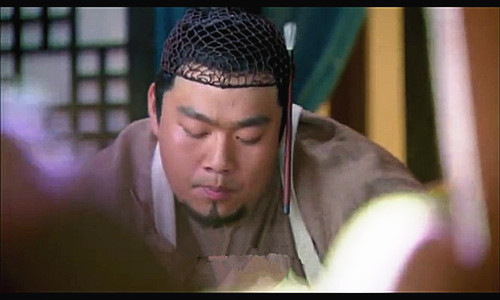 曾在《永不磨灭的番号》中给观众留下深刻印象的青年演员魏震,在电视