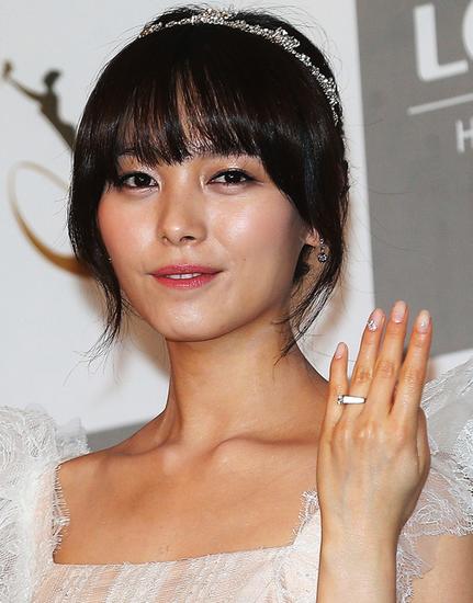 闵先艺清新造型