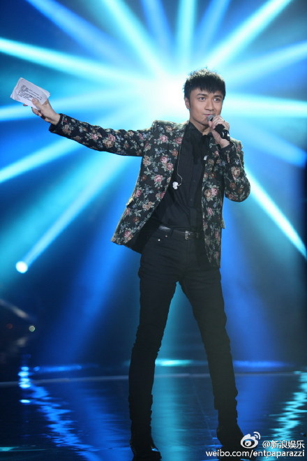 古巨基返场唱《明星》