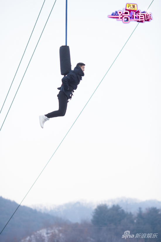 田亮冰湖蹦极 叶一茜约会酷魔惹老公吃醋