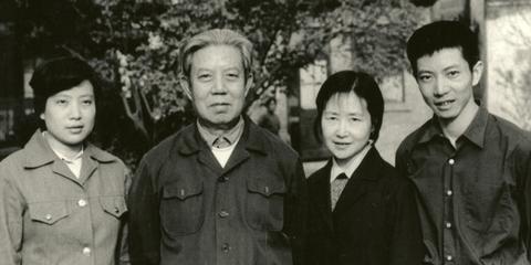 邓力群评1990年前后毛泽东热