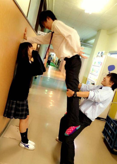 小编教你玩壁"咚"