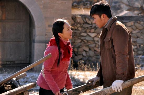 草帽警察李晨霍思燕上演最纯初恋