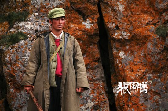 狼图腾点映窦骁羊群中演激情戏