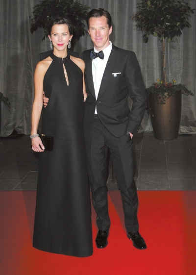 "卷福"本尼迪克特·康伯巴奇与女友索菲·亨特在英国怀特岛举办婚礼,"