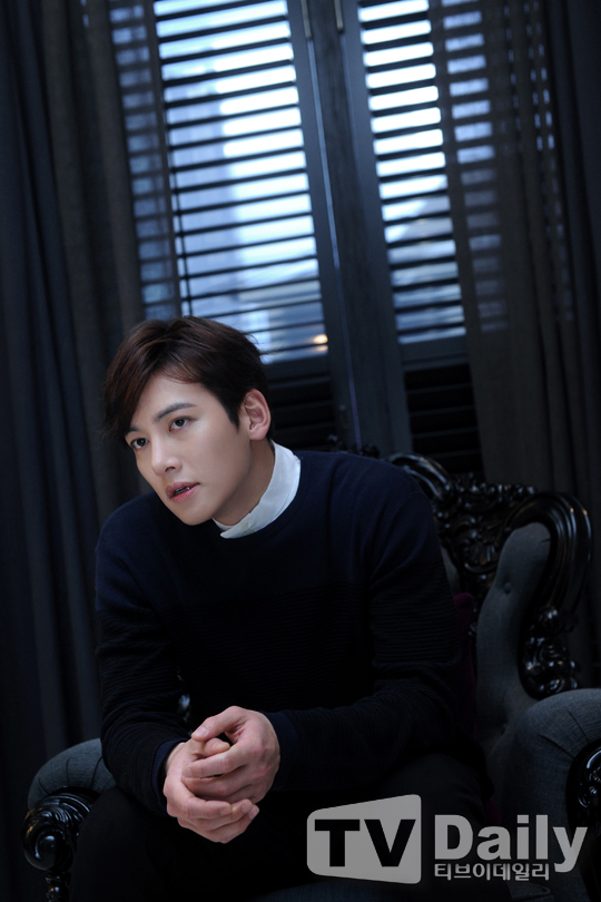 池昌旭《healer》后片约不断 高兴得跳舞