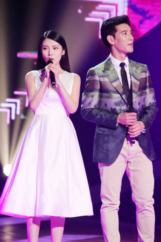 徐冬冬蒲巴甲新春情歌翻唱成新经典