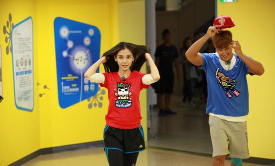 金钟国Angelababy在《奔跑吧兄弟》