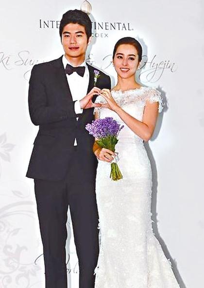 韩女星韩惠珍怀孕将隐退当全职妈妈