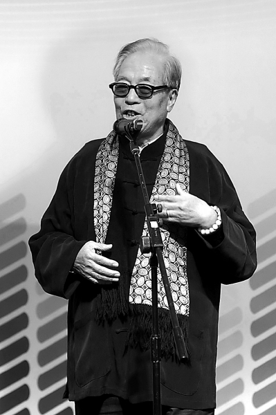 袁阔成满怀遗憾辞醒木 去世前还念叨评书