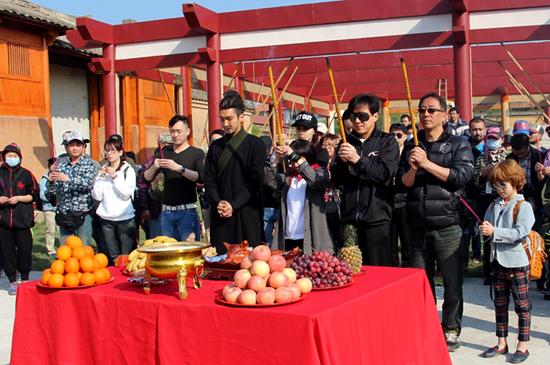 天将雄师破五亿修庆赞李仁港工匠精神