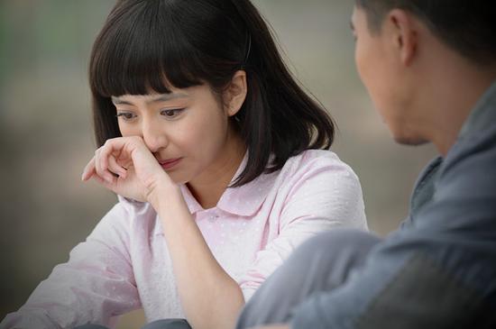 田润叶为情落泪惹人怜