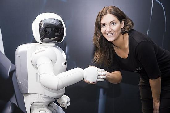 "阿西莫"机器人