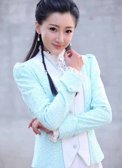 由何东兴,刘方联合执导,该剧主演何晟铭,阚清子,杜奕衡,吴春燕等演员