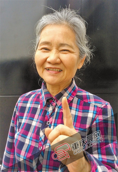 重庆婆婆失孤现身20秒和刘德华演对手戏