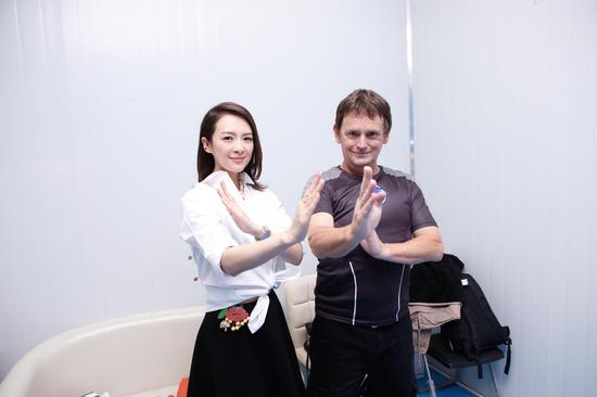 章子怡二度加盟超级战队