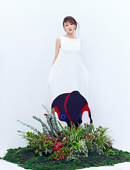 赫拉公主:用花艺设计诠释"龙女郎"林鹏的至美纯真