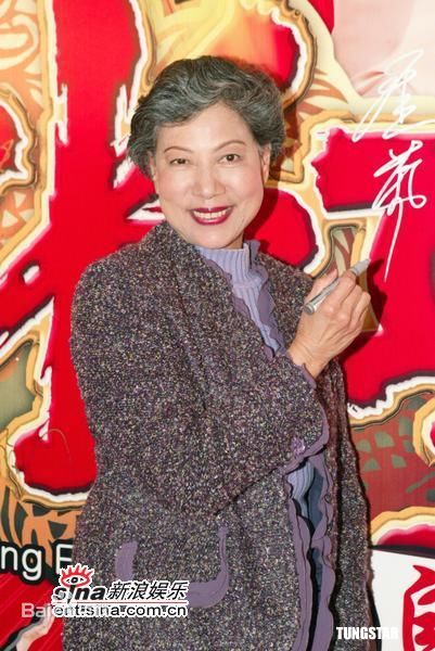 罗兰叹李司棋提前退休可惜 自己永不言退|罗兰|李司棋|退休_新浪娱乐_新浪网