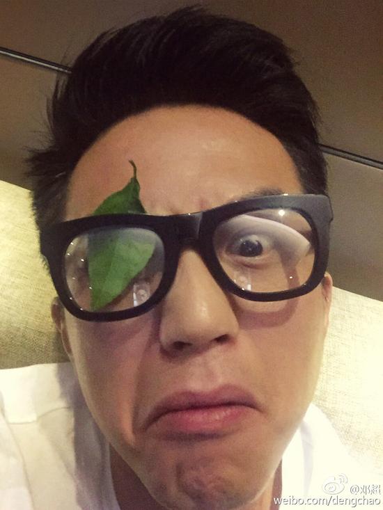 邓超喊话退出微博网友调侃提前过愚人节