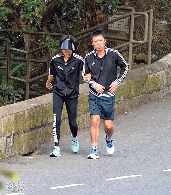 许志安与郑秀文经常一起跑步做运动