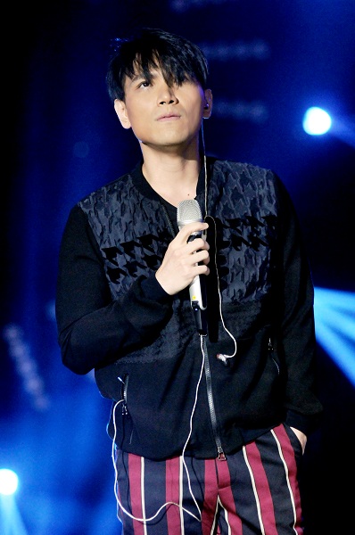 杨宗纬《歌手》庆生 演唱曲为纪念张国荣