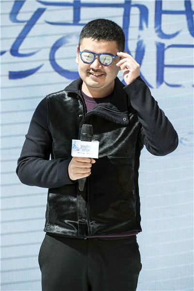 尹涛现场客串主持人尹涛赞佟大为纯爷们新浪娱乐讯 由佟大为[微博]