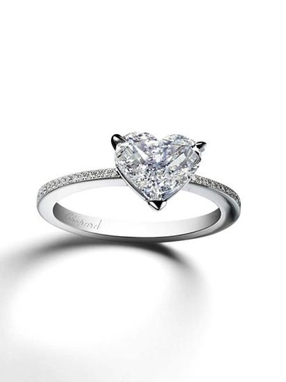 心形钻戒