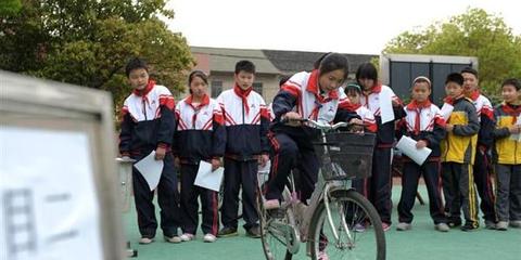 小学生需考“自行车驾照”:是呵护还是越权