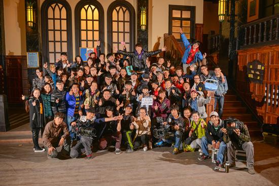 《神探亨特詹》圆满杀青