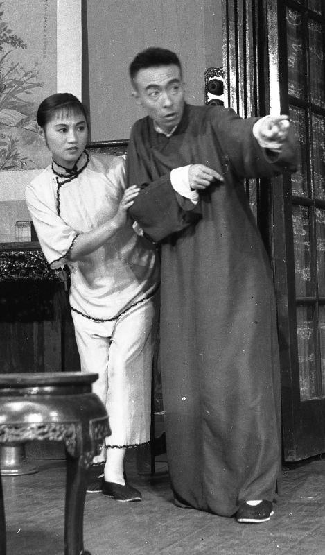 胡宗温出演《雷雨》中的四凤