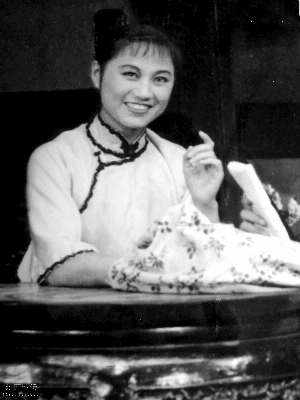 胡宗温饰演四凤