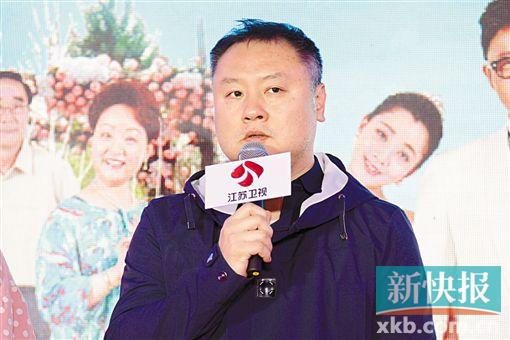 将于明晚(16日)在江苏卫视[微博]首播,昨日监制滕华涛,导演林妍携主演