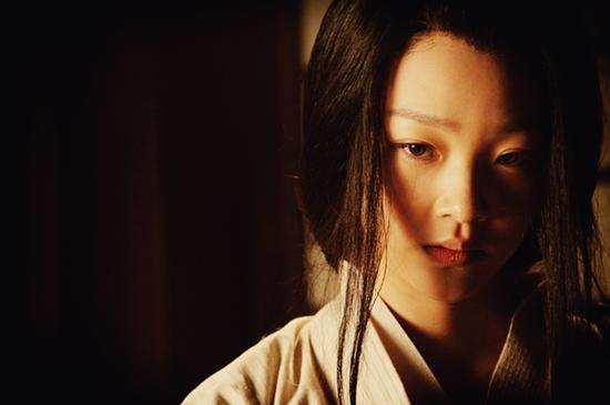 《铁甲舰》将播 何杜娟首演日本女孩