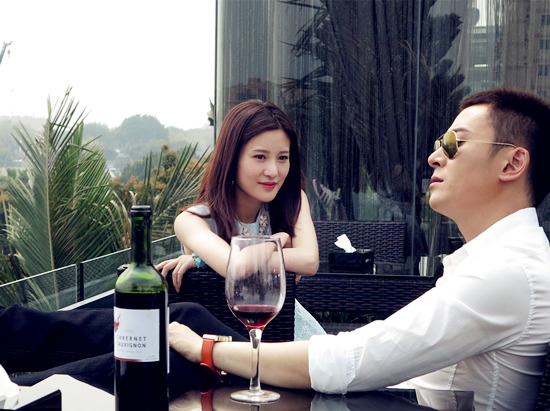 《情满雪阳花》开播 邬靖靖变身豪门千金