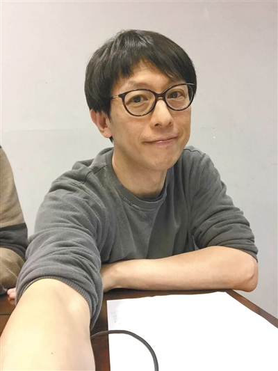 互动就在林导自拍照发布后，开场。