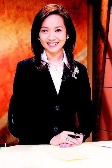 当私生女?小龙女应学侯佩岑